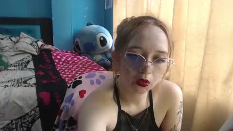 Lia Roberts online show from 11, 2, 2025