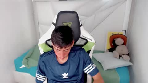 Snapshot of liarr_ chatting on 14, 2, 2026 LIAR online show from 14, 2, 2026