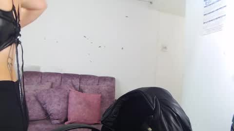 liastark19 online show from 21, 4, 2026