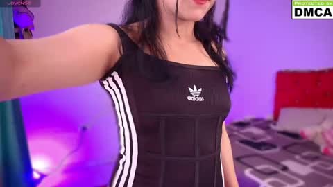 LiaVelvet online show from 17, 10, 2025