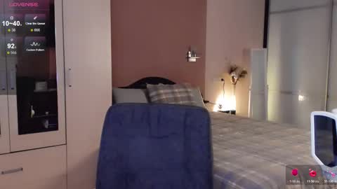 Snapshot of libby_nora chatting on 9, 11, 2025 Libby online show from 9, 11, 2025