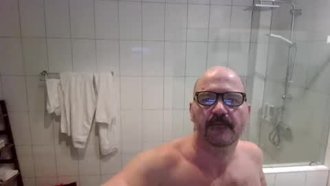 Cockcentric online show from 15, 10, 2025