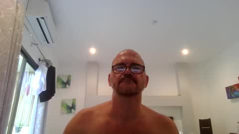 Snapshot of libertarians1972 chatting on 4, 11, 2025 Cockcentric online show from 4, 11, 2025