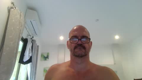 Snapshot of libertarians1972 chatting on 5, 11, 2025 Cockcentric online show from 5, 11, 2025