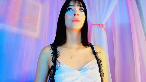 Snapshot of liccy_hall chatting on 3, 5, 2026 Valentina Hall online show from 3, 5, 2026