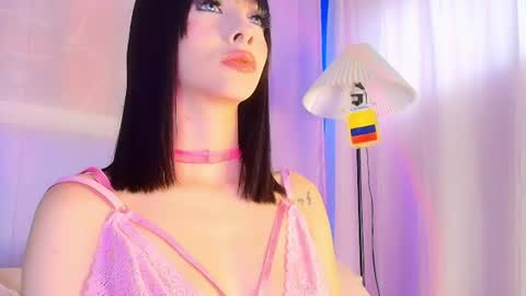 Valentina Hall online show from 15, 7, 2026