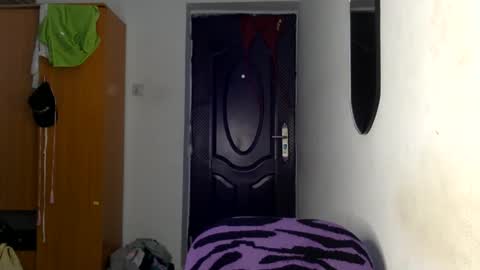 Snapshot of lick_my_pussyyy226651 chatting on 12, 2, 2025 caira online show from 12, 2, 2025