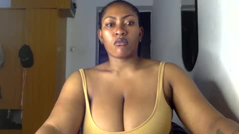 Snapshot of lick_my_pussyyy226651 chatting on 4, 3, 2025 caira online show from 4, 3, 2025