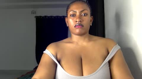 Snapshot of lick_my_pussyyy226651 chatting on 10, 9, 2025 caira online show from 10, 9, 2025
