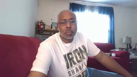 Snapshot of lickingblkpussyfetish chatting on 15, 11, 2025 Cookie Monster online show from 15, 11, 2025