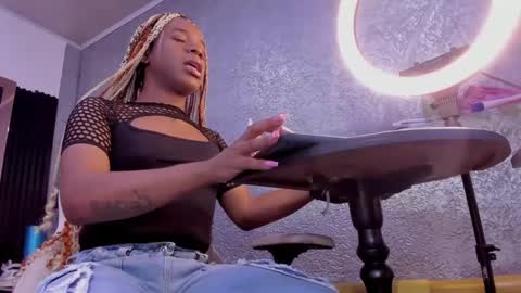 licy online show from 12, 1, 2025