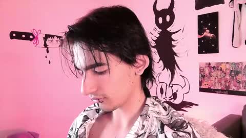 Snapshot of lightning_ezio chatting on 9, 3, 2025 Ezio online show from 9, 3, 2025