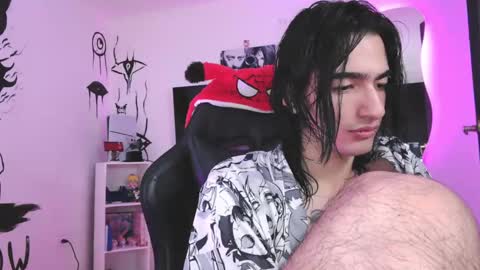 Snapshot of lightning_ezio chatting on 19, 12, 2025 Ezio online show from 19, 12, 2025