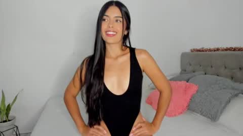 Snapshot of lightshine_ chatting on 17, 6, 2026 Maddie online show from 17, 6, 2026