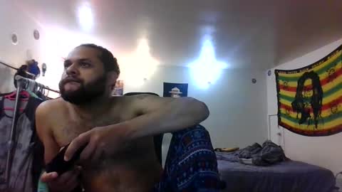 Snapshot of lightskinned666 chatting on 13, 10, 2025 lightskinned666 online show from 13, 10, 2025