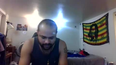 Snapshot of lightskinned666 chatting on 14, 11, 2025 lightskinned666 online show from 14, 11, 2025