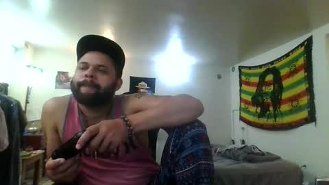 Snapshot of lightskinned666 chatting on 27, 11, 2025 lightskinned666 online show from 27, 11, 2025