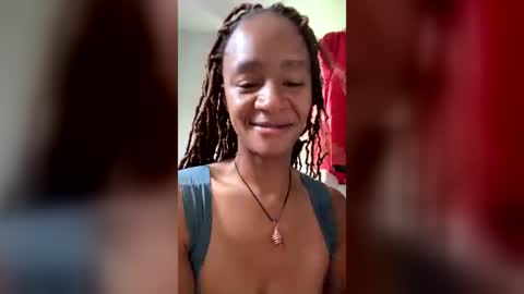 Snapshot of lightskinnedcarmel chatting on 17, 6, 2026 lightskinnedcarmel online show from 17, 6, 2026