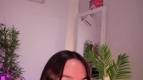 Lia Sweet online show from 9, 4, 2026