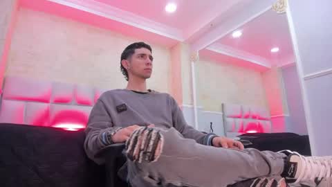 Snapshot of liiamhudson_ chatting on 18, 2, 2025 L I I A M online show from 18, 2, 2025