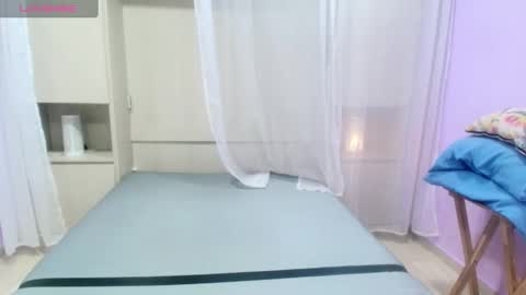         online show from 27, 9, 2025