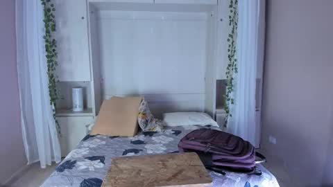         online show from 22, 11, 2025