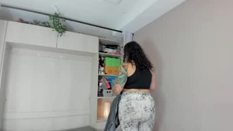         online show from 13, 4, 2026