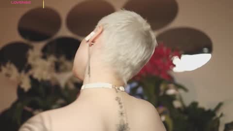 Snapshot of likaaberry chatting on 23, 10, 2025 likaaberry online show from 23, 10, 2025