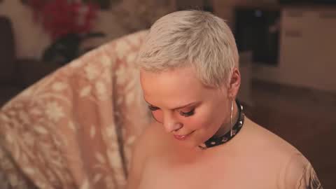 Snapshot of likaaberry chatting on 30, 10, 2025 likaaberry online show from 30, 10, 2025