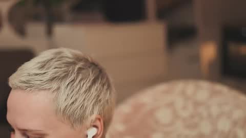 Snapshot of likaaberry chatting on 9, 11, 2025 likaaberry online show from 9, 11, 2025