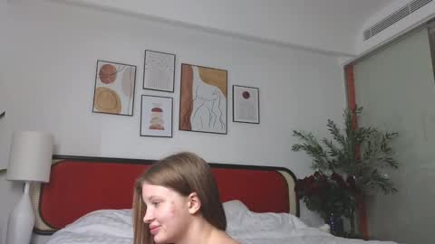 Call me Anna online show from 10, 3, 2025