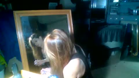 Snapshot of likerightnow chatting on 31, 3, 2026 likerightnow online show from 31, 3, 2026