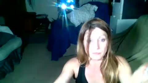 Snapshot of likerightnow chatting on 20, 4, 2026 likerightnow online show from 20, 4, 2026