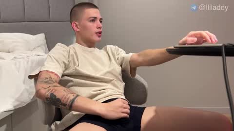 Addy online show from 27, 9, 2025