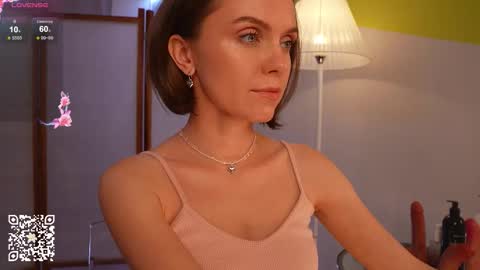 Snapshot of lil_fleur chatting on 10, 9, 2025 LILIAN use my lovense toy and give me plesure online show from 10, 9, 2025