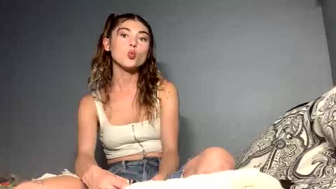 Snapshot of lil_luca chatting on 26, 10, 2025 lil_luca online show from 26, 10, 2025