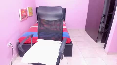 lil_mommy_slut online show from 10, 11, 2025