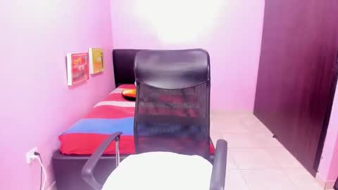 lil_mommy_slut online show from 14, 11, 2025