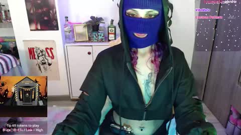 Snapshot of lila_bratz chatting on 7, 10, 2025 Lila online show from 7, 10, 2025
