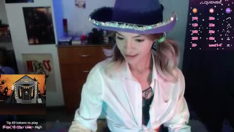 Snapshot of lila_bratz chatting on 20, 10, 2025 Lila online show from 20, 10, 2025
