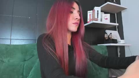 Snapshot of lila_elliot chatting on 27, 9, 2025 Lila online show from 27, 9, 2025