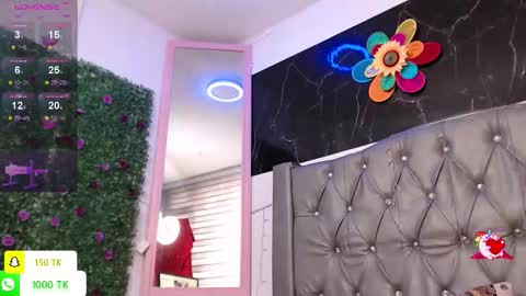   online show from 22, 12, 2025