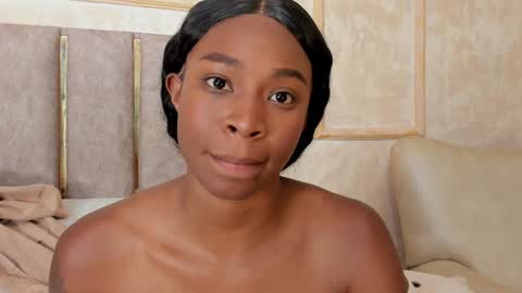 lila bailey  online show from 6, 2, 2025