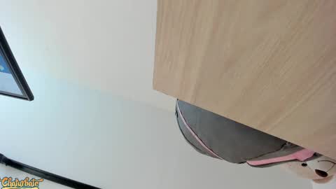 lila bailey  online show from 21, 9, 2025