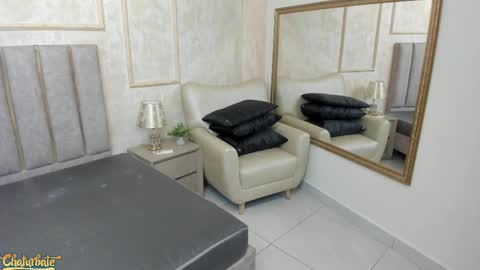 lila bailey  online show from 15, 10, 2025