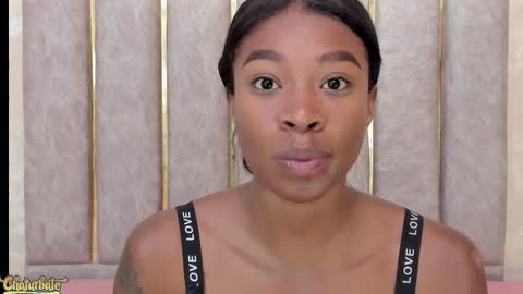 lila bailey  online show from 10, 11, 2025