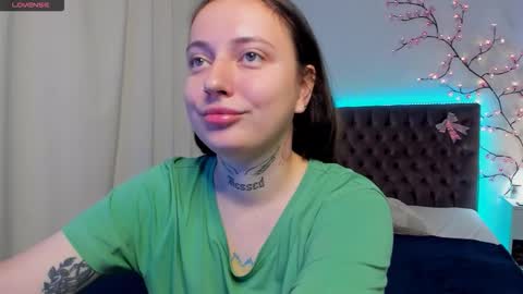 Snapshot of lilavame chatting on 10, 9, 2025 LilaVame online show from 10, 9, 2025