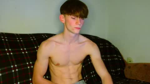 Snapshot of lilbearxxxx chatting on 12, 11, 2025 lilbearxxxx online show from 12, 11, 2025