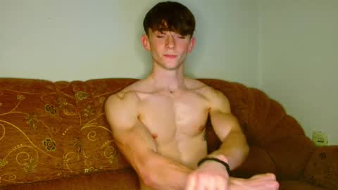 Snapshot of lilbearxxxx chatting on 12, 11, 2025 lilbearxxxx online show from 12, 11, 2025