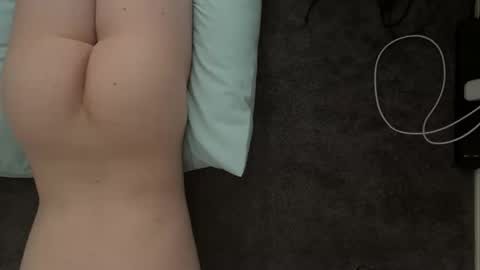 Snapshot of lilbenny05 chatting on 6, 1, 2025 lilbenny05 online show from 6, 1, 2025